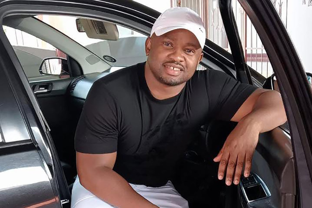 Mpho Mafole Biography